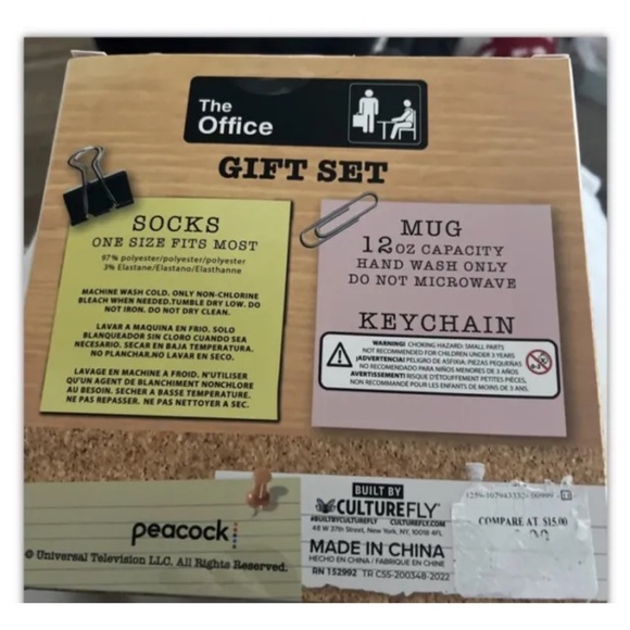 The Office Gift Set Socks, Worlds Best Boss Mug,& Dunder Mifflin Key Chain - Picture 4 of 4